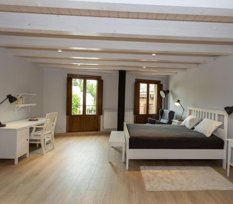 La Casa De Mil Anos * Estella